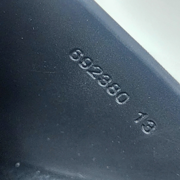 SOLD Men's Gucci Slides Authentic GG embossed rubber flatform slides - Picture 16 of 17